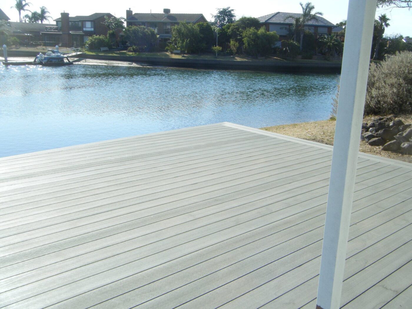 composite deck builder Melbourne