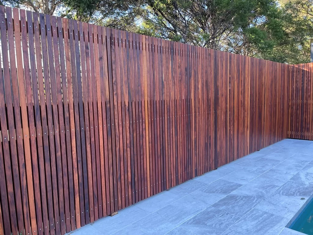 Privacy screen